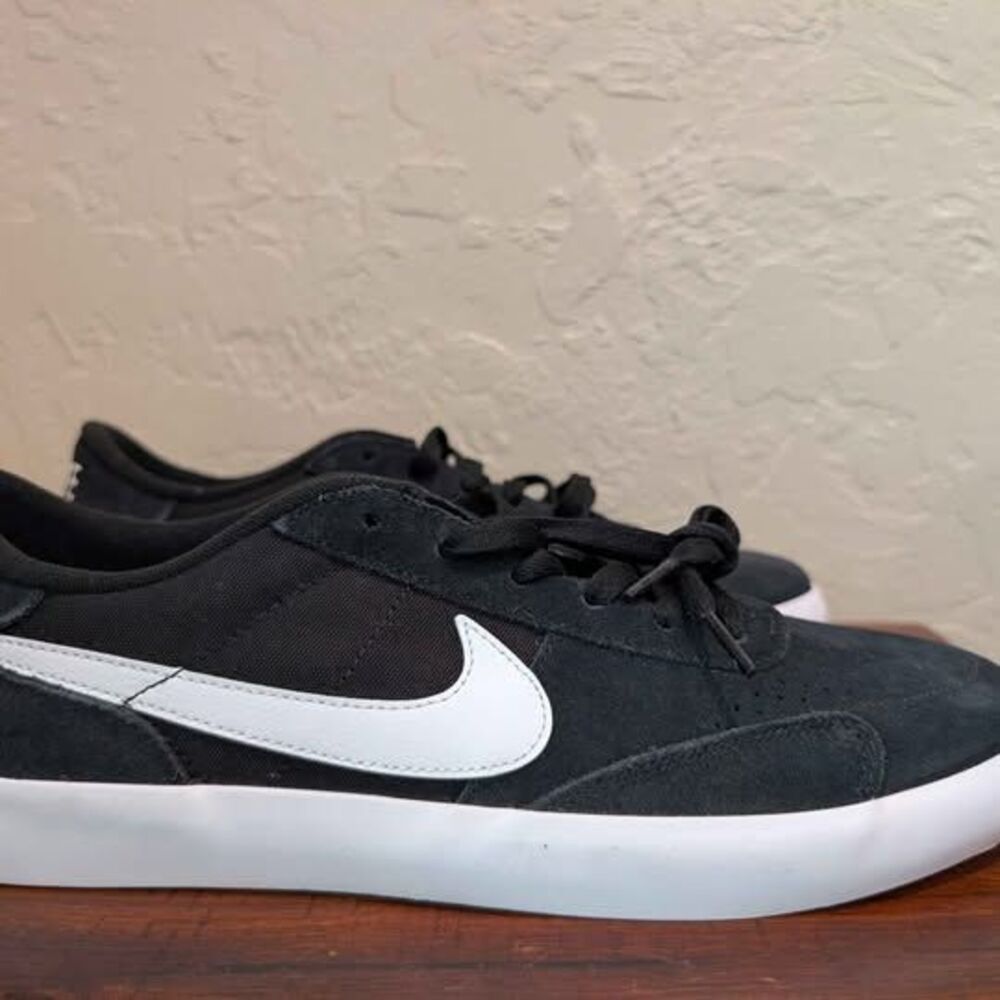 Nike SB Heritage Vulc Skate Shoes Mens 11 Black/White